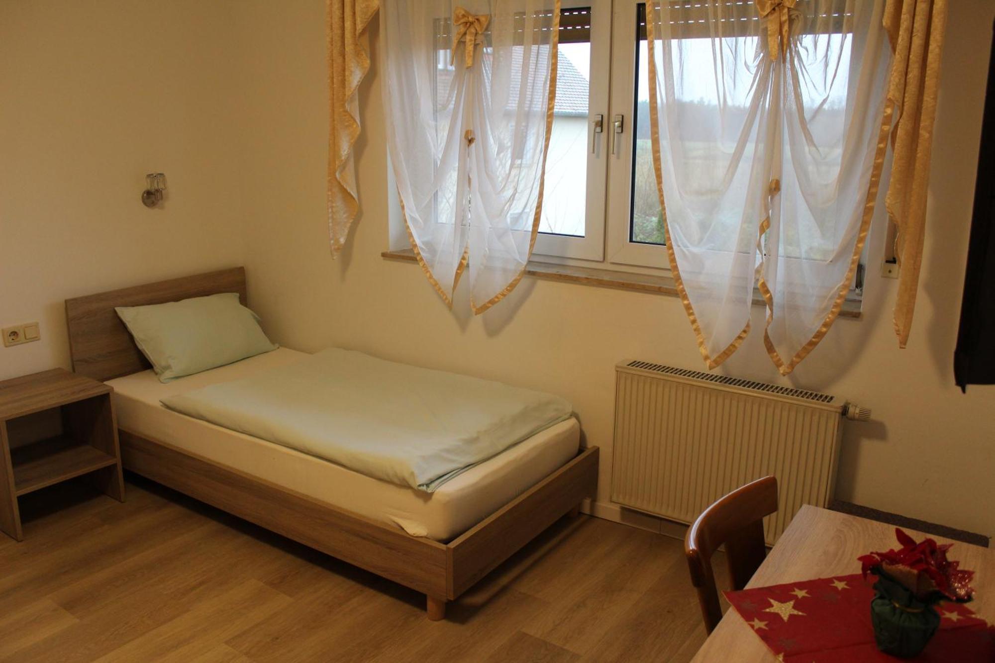 Garni Postkutsche *